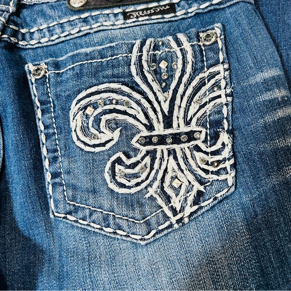 Miss Me jeans JP51095K-2 Skinny jeans embellished distressed women size 28 - Picture 11 of 12
